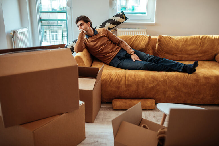 Identifying and Avoiding Fraudulent Moving Companies