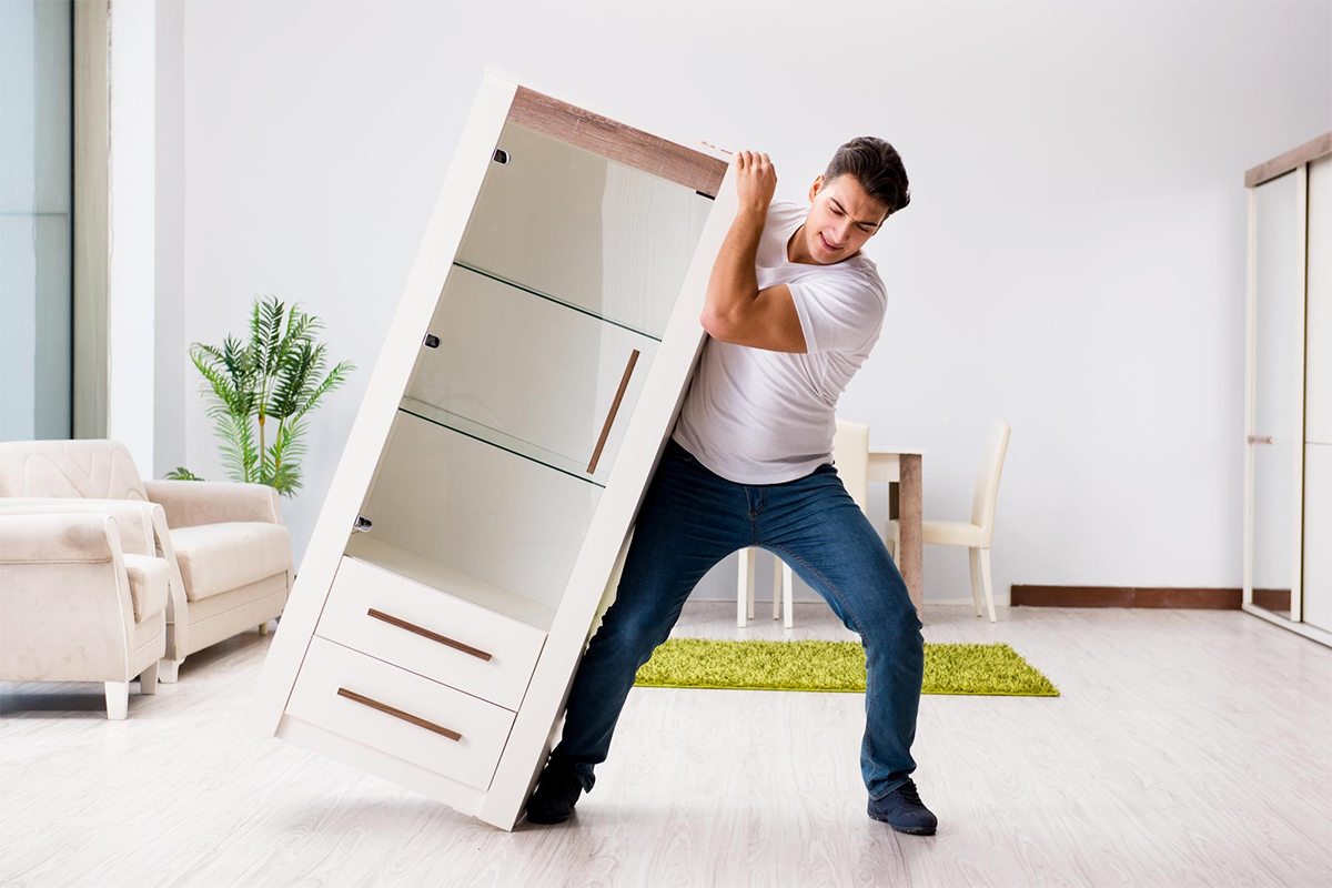 When is it Worth it to Hire Professional Movers?​
